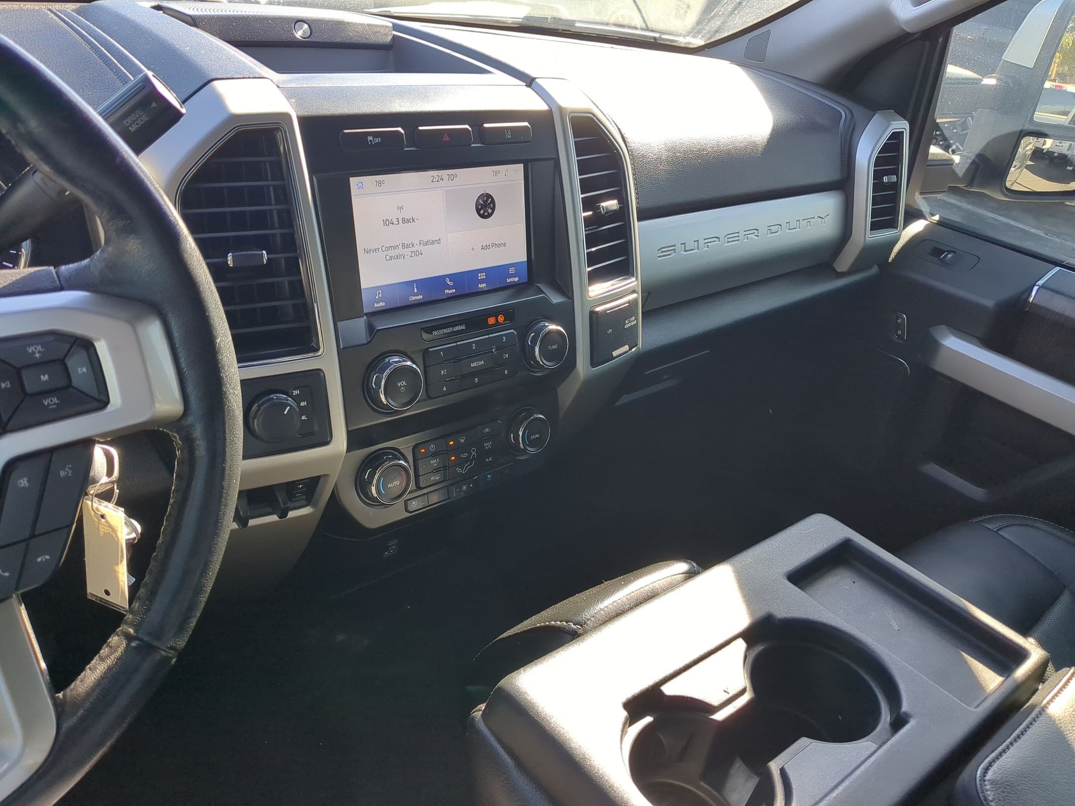 Used 2020 Ford F250 Lariat w/ Lariat Value Package AWD/4WD image 25