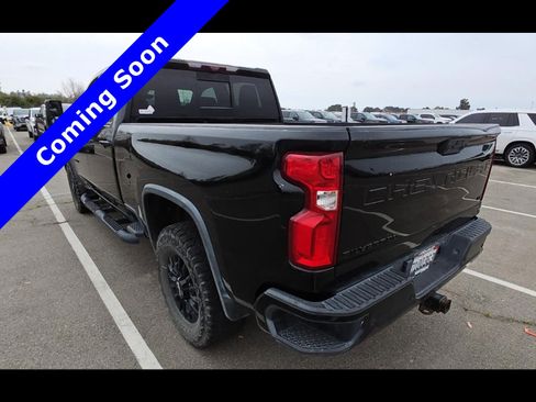 Used 2021 Chevrolet Silverado 2500 LTZ w/ LTZ Plus Package AWD/4WD image 6
