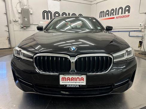 Used 2023 BMW 540i xDrive w/ Premium Package image 13