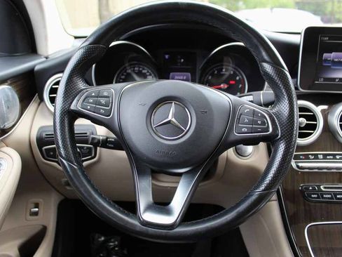 Used 2016 Mercedes-Benz GLC 300 4MATIC image 17