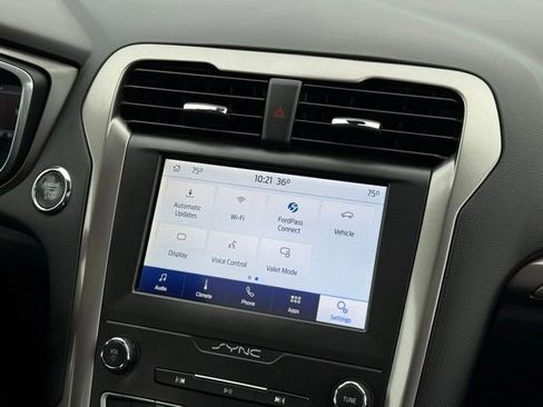 Certified 2020 Ford Fusion SE image 21