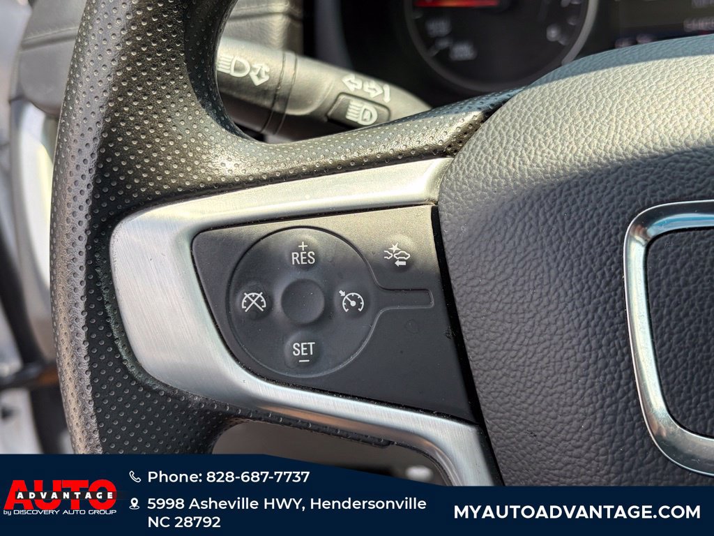 Used 2024 GMC Terrain SLE AWD/4WD image 22
