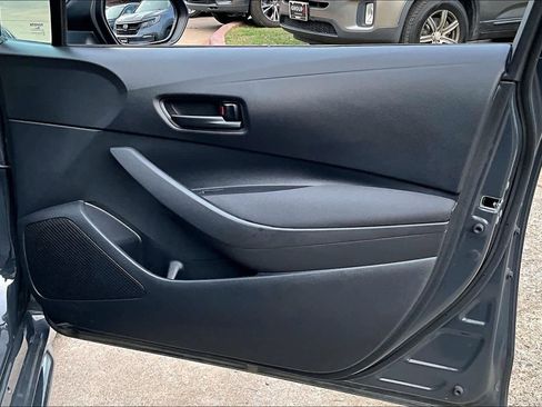 Used 2024 Toyota Corolla LE image 21