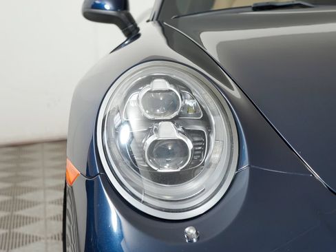 Certified 2017 Porsche 911 Targa 4 AWD/4WD image 11