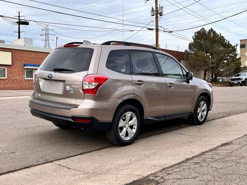 Used 2016 Subaru Forester 2.5i Premium image 5