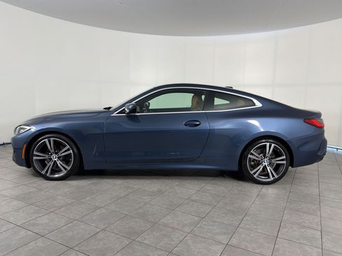 Used 2024 BMW 430i Coupe w/ Convenience Package RWD image 2