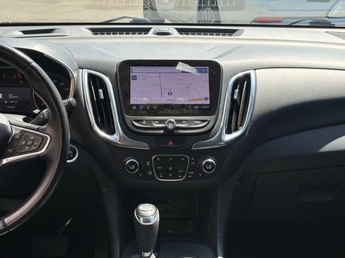 Used 2020 Chevrolet Equinox LT w/ Midnight Edition image 11