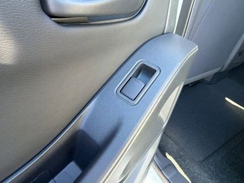 New 2026 Nissan Frontier S image 15