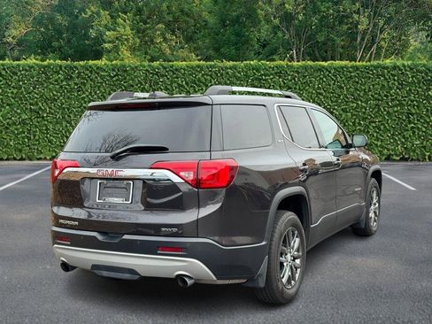 Used 2017 GMC Acadia SLT image 3