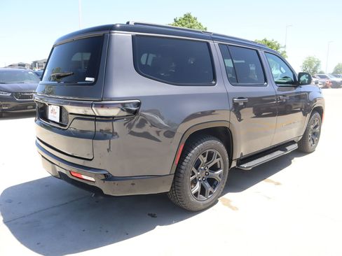 New 2026 Jeep Grand Wagoneer 4WD image 23