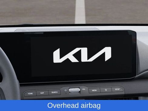 Used 2025 Kia K4 LXS image 21