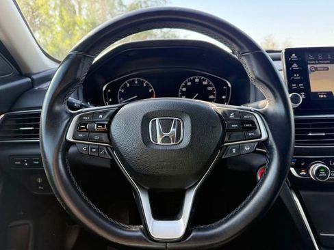 Used 2018 Honda Accord Touring image 20