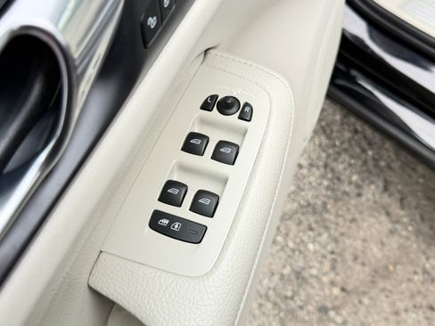 Used 2020 Volvo S60 T5 Momentum w/ Protection Package image 18