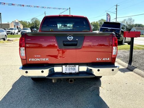 Used 2013 Nissan Frontier SV w/ SV Value Truck Pkg AWD/4WD image 6