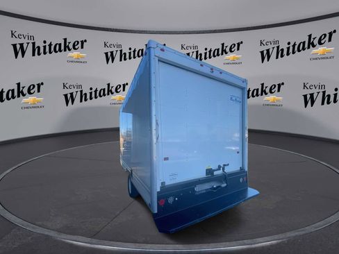 Used 2023 Ford E-350 and Econoline 350 Super Duty w/ Power Windows & Locks Group image 6