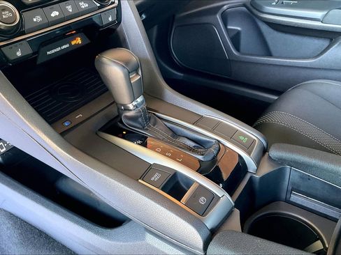 Used 2021 Honda Civic EX image 16