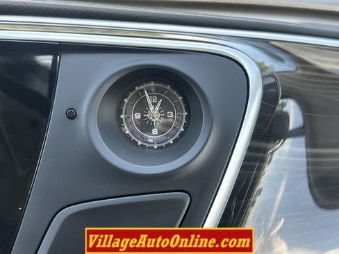 Used 2020 Buick Envision Essence AWD/4WD image 20
