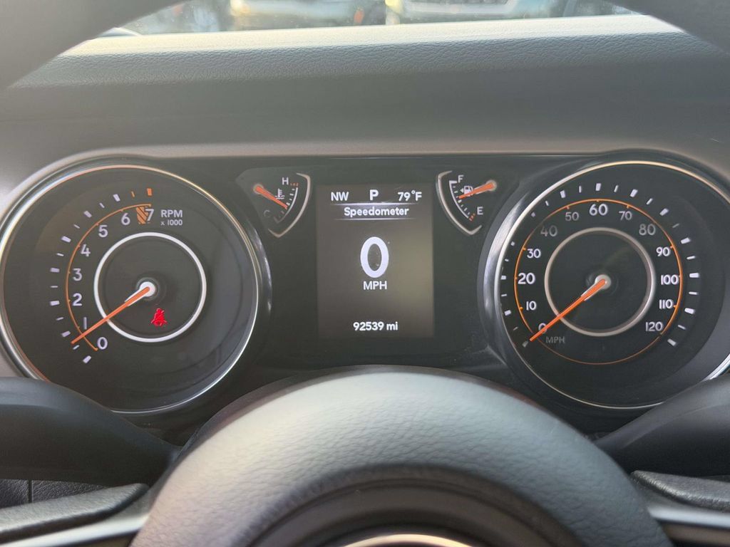 Used 2021 Jeep Gladiator Sport AWD/4WD image 32