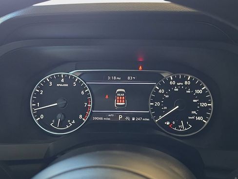 Used 2024 Nissan Pathfinder S AWD/4WD image 20