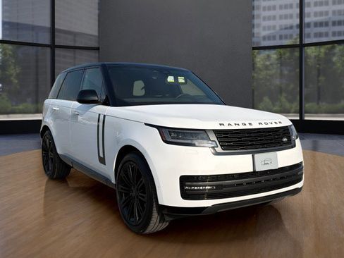 New 2026 Land Rover Range Rover SE image 10