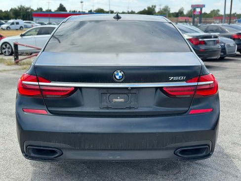 Used 2018 BMW 750i RWD image 7
