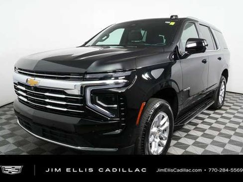 Used 2025 Chevrolet Tahoe LT RWD image 32