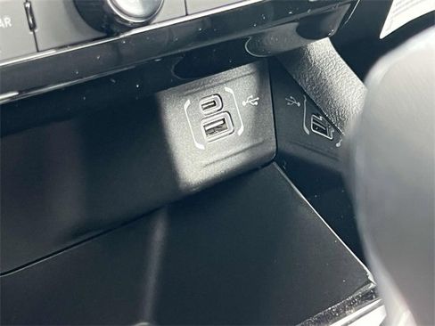 New 2025 Jeep Compass Limited w/ Elite Group image 30