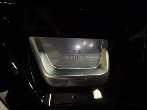 New 2026 GMC Sierra 1500 AT4 w/ AT4 Premium Package image 17