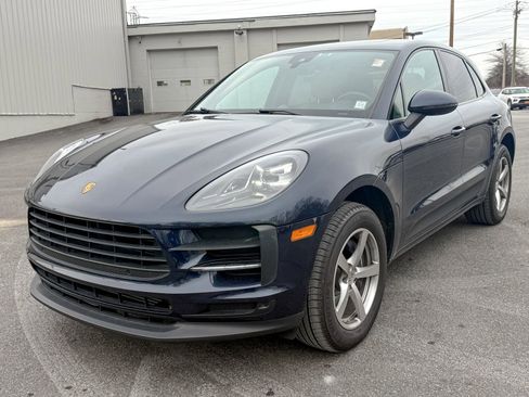 Used 2021 Porsche Macan Base image 3