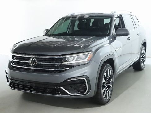 Used 2023 Volkswagen Atlas SEL Premium image 1