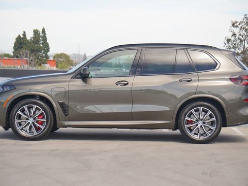 New 2026 BMW X5 xDrive50e w/ M Sport Package image 4