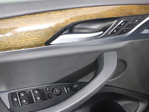 Used 2019 BMW X3 sDrive30i w/ Driving Assistance Package image 17