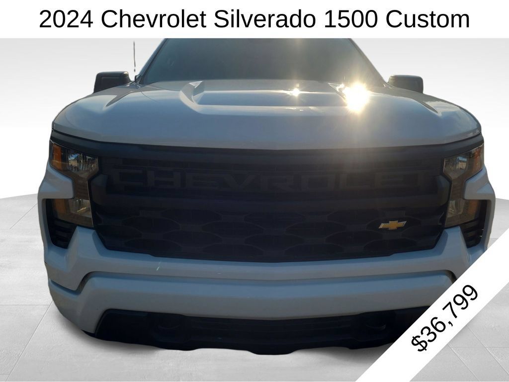 Used 2024 Chevrolet Silverado 1500 Custom AWD/4WD image 2