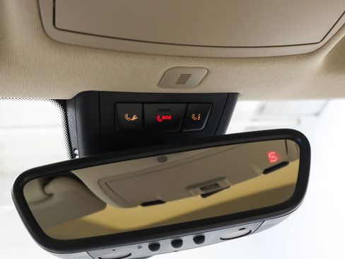 Used 2018 Mercedes-Benz GLA 250 4MATIC image 40