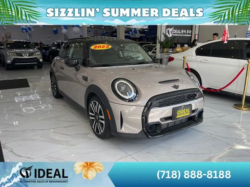 Used 2023 MINI Cooper S FWD image 1