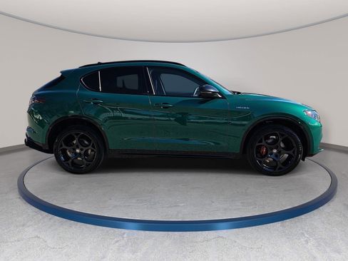 New 2025 Alfa Romeo Stelvio Sprint w/ Veloce Package AWD/4WD image 4