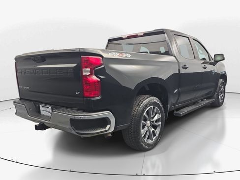 Used 2023 Chevrolet Silverado 1500 LT AWD/4WD image 7