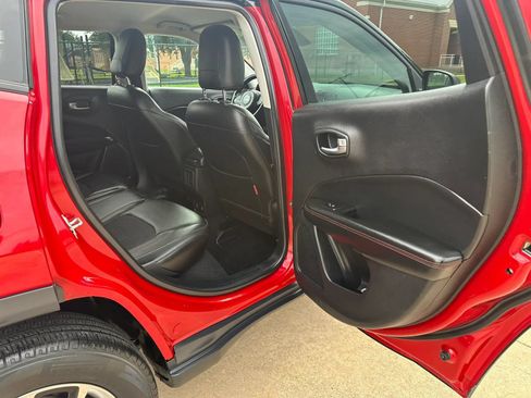 Used 2018 Jeep Compass Trailhawk AWD/4WD image 20