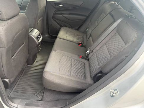 Used 2020 Chevrolet Equinox LT w/ Driver Convenience Package AWD/4WD image 14