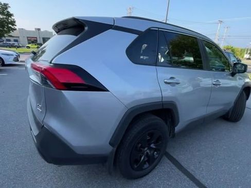 Certified 2021 Toyota RAV4 LE AWD/4WD image 8