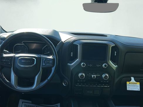 Used 2022 GMC Sierra 2500 Denali w/ Denali Ultimate Package AWD/4WD image 9
