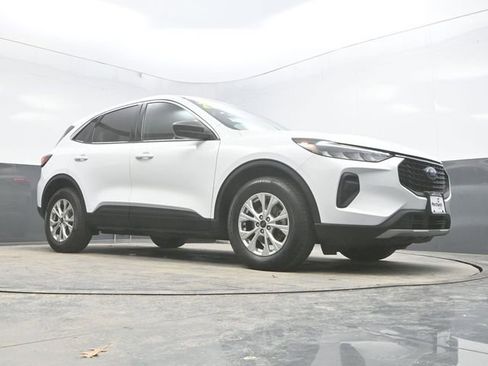 Used 2023 Ford Escape Active image 24