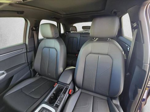 New 2025 Audi Q3 2.0T Premium w/ Convenience Plus Package AWD/4WD image 15
