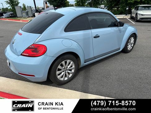 Used 2015 Volkswagen Beetle 1.8T FWD image 4