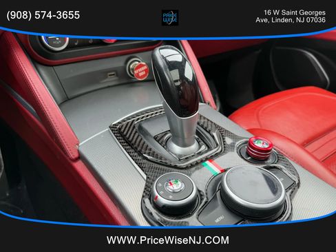 Used 2018 Alfa Romeo Stelvio Ti Sport image 19