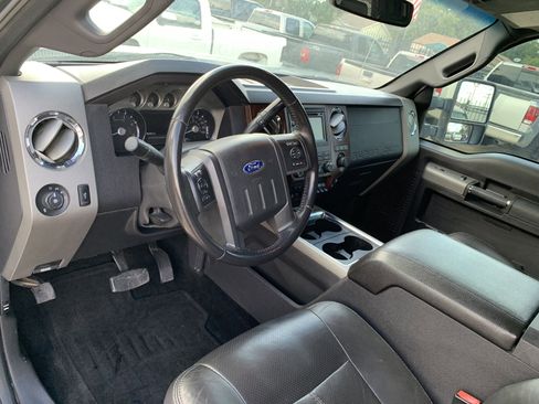 Used 2011 Ford F250 Lariat w/ Lariat Interior Pkg image 20
