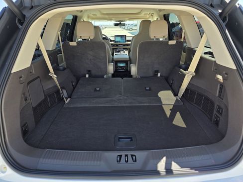 Used 2024 Lincoln Aviator Reserve w/ Equipment Group 201A image 18