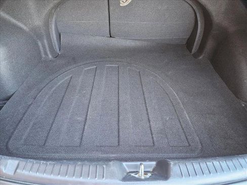 Used 2012 Kia Forte EX image 17