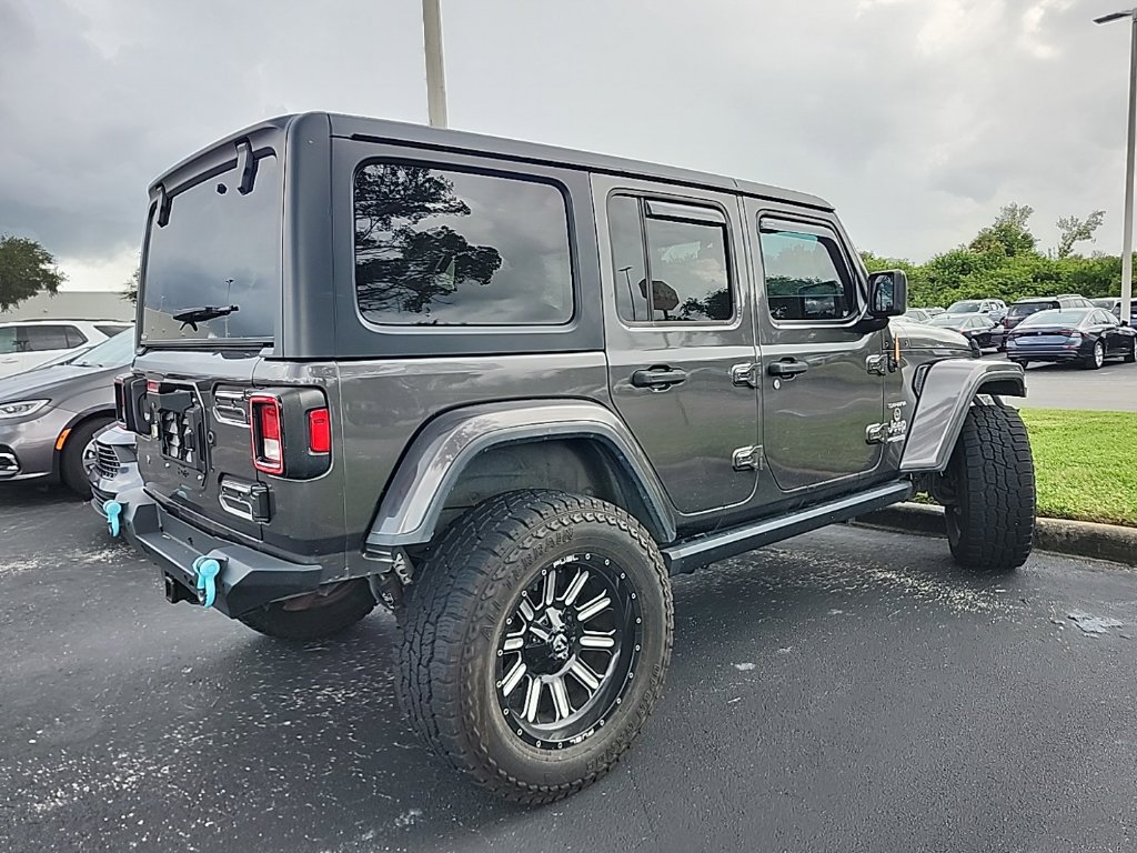 Used 2019 Jeep Wrangler Unlimited Sahara AWD/4WD image 5