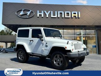 Used 2012 Jeep Wrangler Sahara video 1